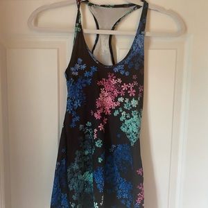 LULUlemon floral tank!